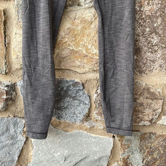 Lululemon Wunder Under High-Rise Tight 28" *Brushed Full-On Luxtreme size 4 - Picture 4 of 9